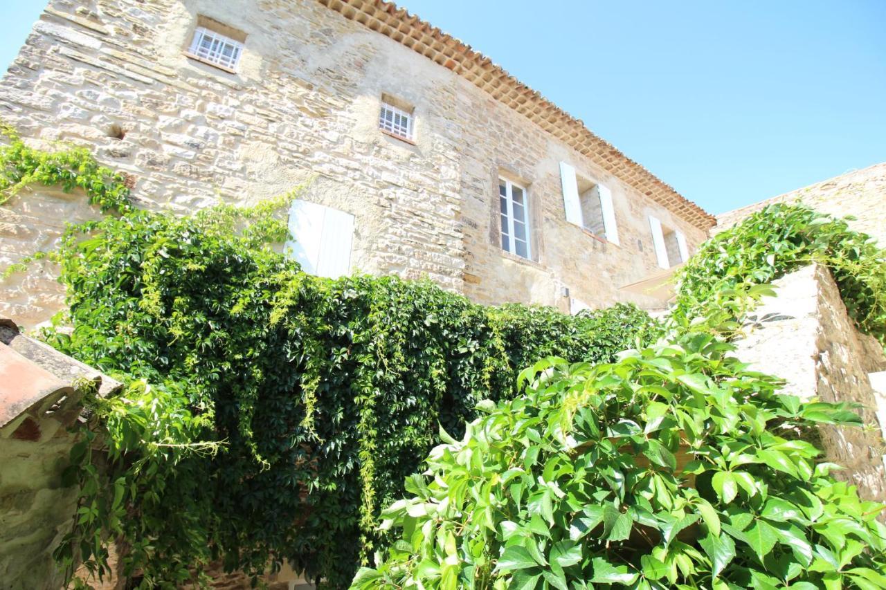 La Maison des Vendangeurs - TABLE D'HÔTES le soir du jeudi au lundi - Jacuzzi - Balnéo SPA - ACCES Piscine pour chambre Grafitti et chambre La Tour Martignargues Exterior foto