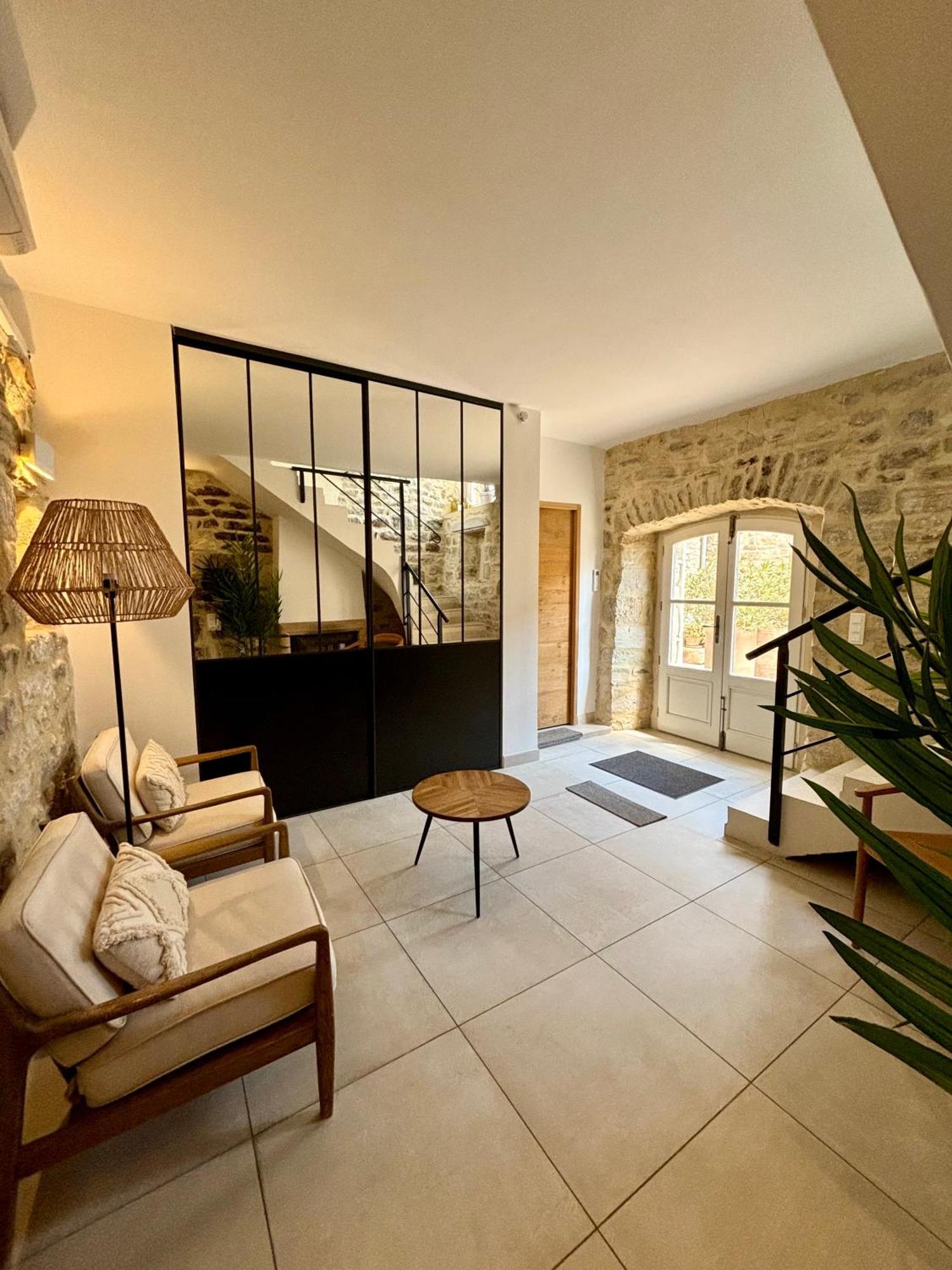 La Maison des Vendangeurs - TABLE D'HÔTES le soir du jeudi au lundi - Jacuzzi - Balnéo SPA - ACCES Piscine pour chambre Grafitti et chambre La Tour Martignargues Exterior foto